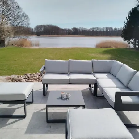 Nowoczesny Dom Z Plaza Brajniki